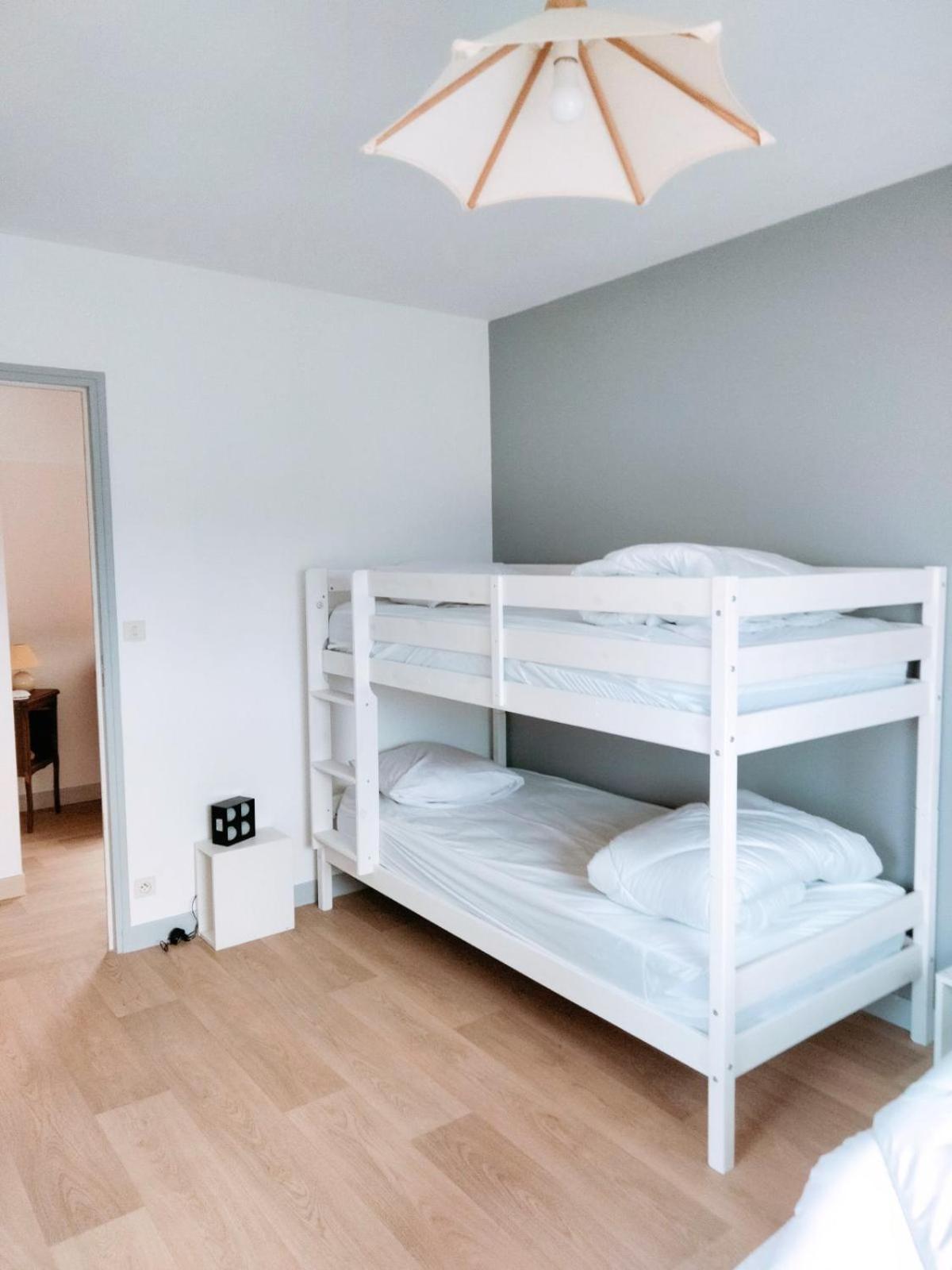 La Maison De L'Hermitage 225 M2 Terrain 2300 M2 プランゲヌアル エクステリア 写真